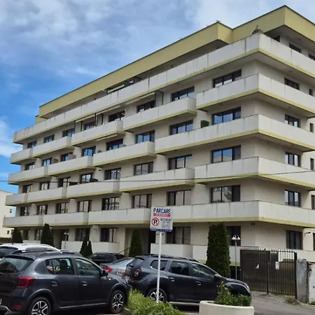 Ana Apartment *